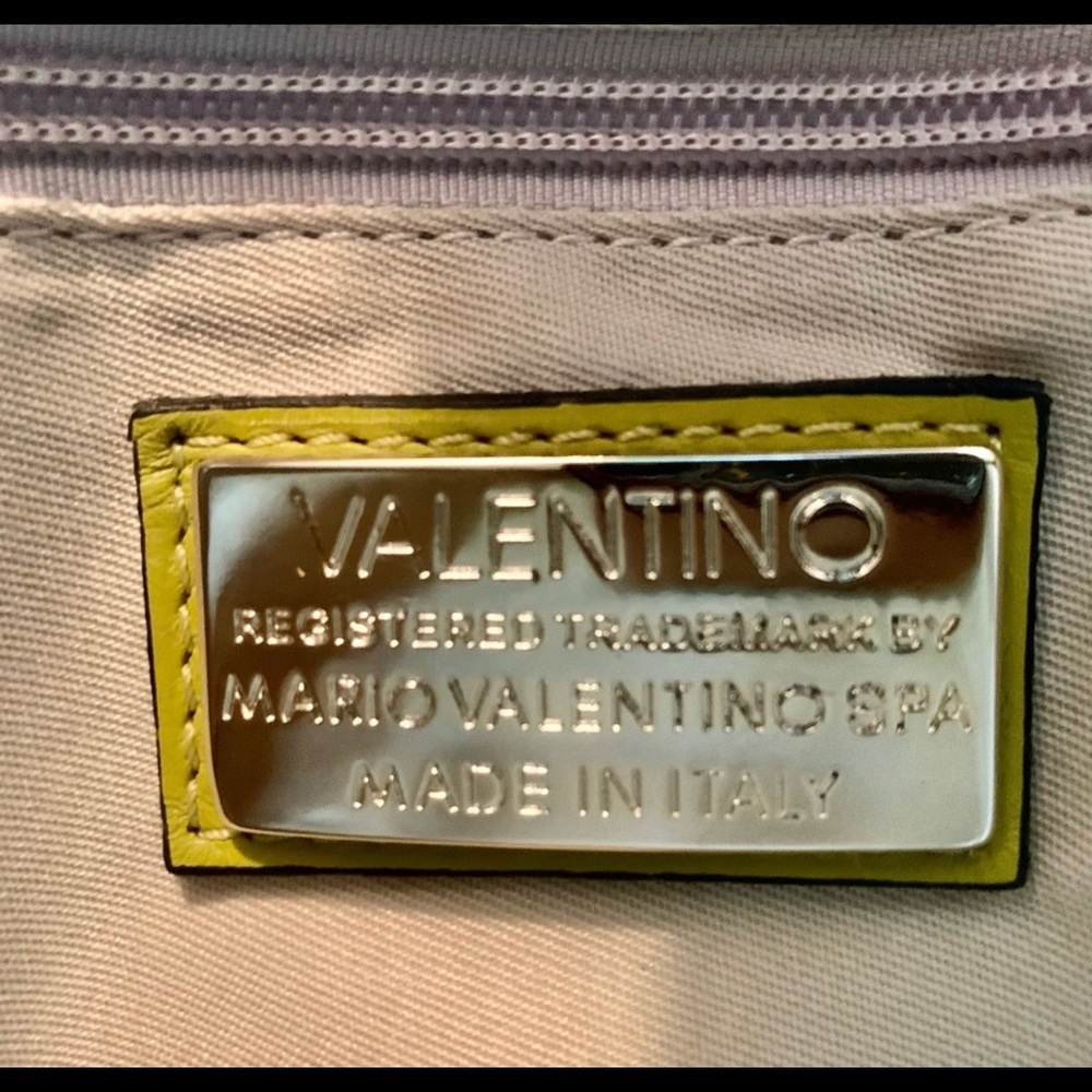 Valentino vanille sauvage lime leather crossbody - Picture 6 of 7
